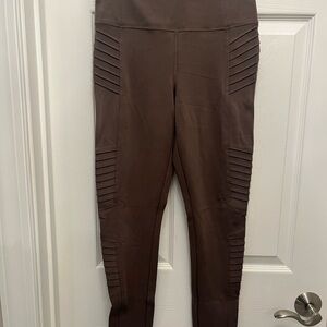 Athleta taupe leggings